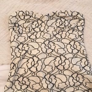 Embroidered strapless top